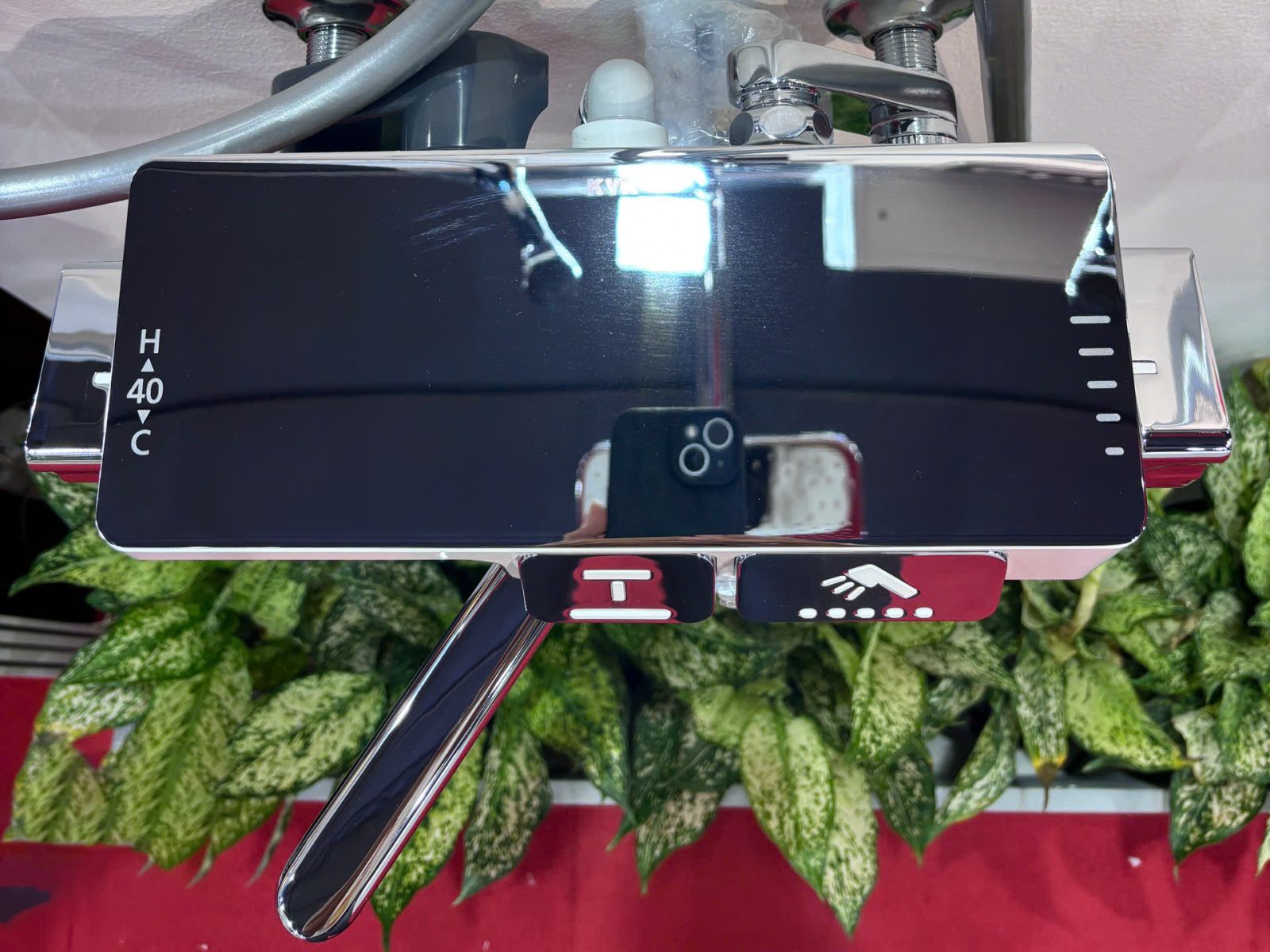 Đặc điểm vòi rửa bát KVK KM6101EC